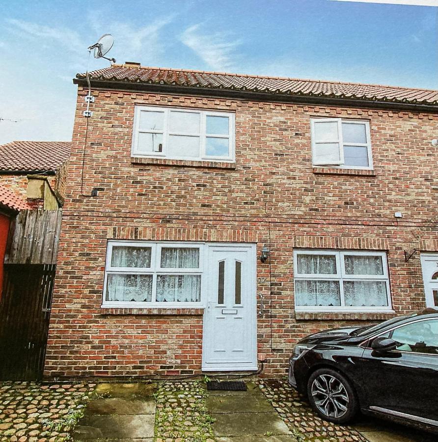 Modern 2 Bedroom Ground Floor Apartment With Parking Ripon City Centre Luaran gambar