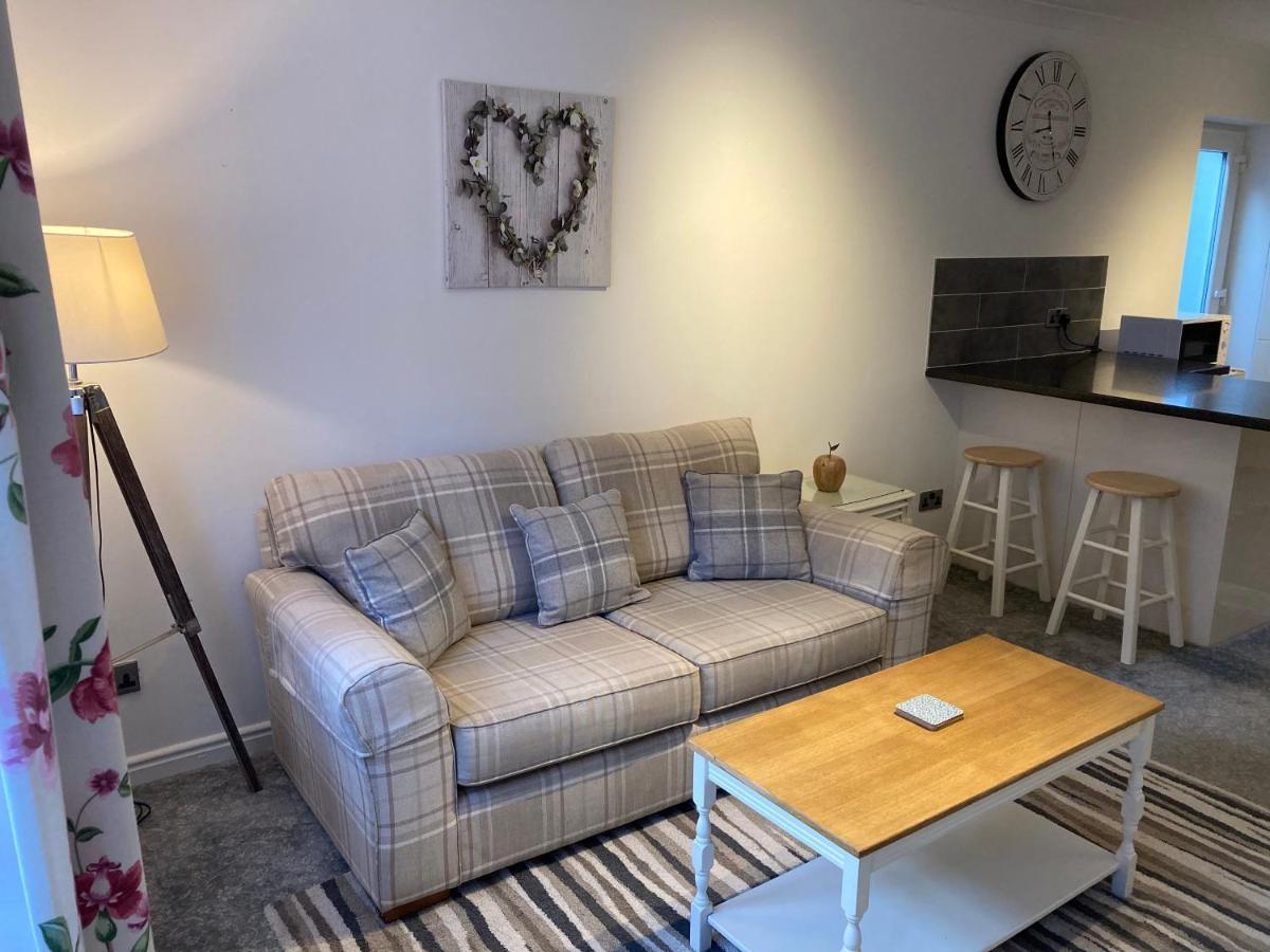 Modern 2 Bedroom Ground Floor Apartment With Parking Ripon City Centre Luaran gambar