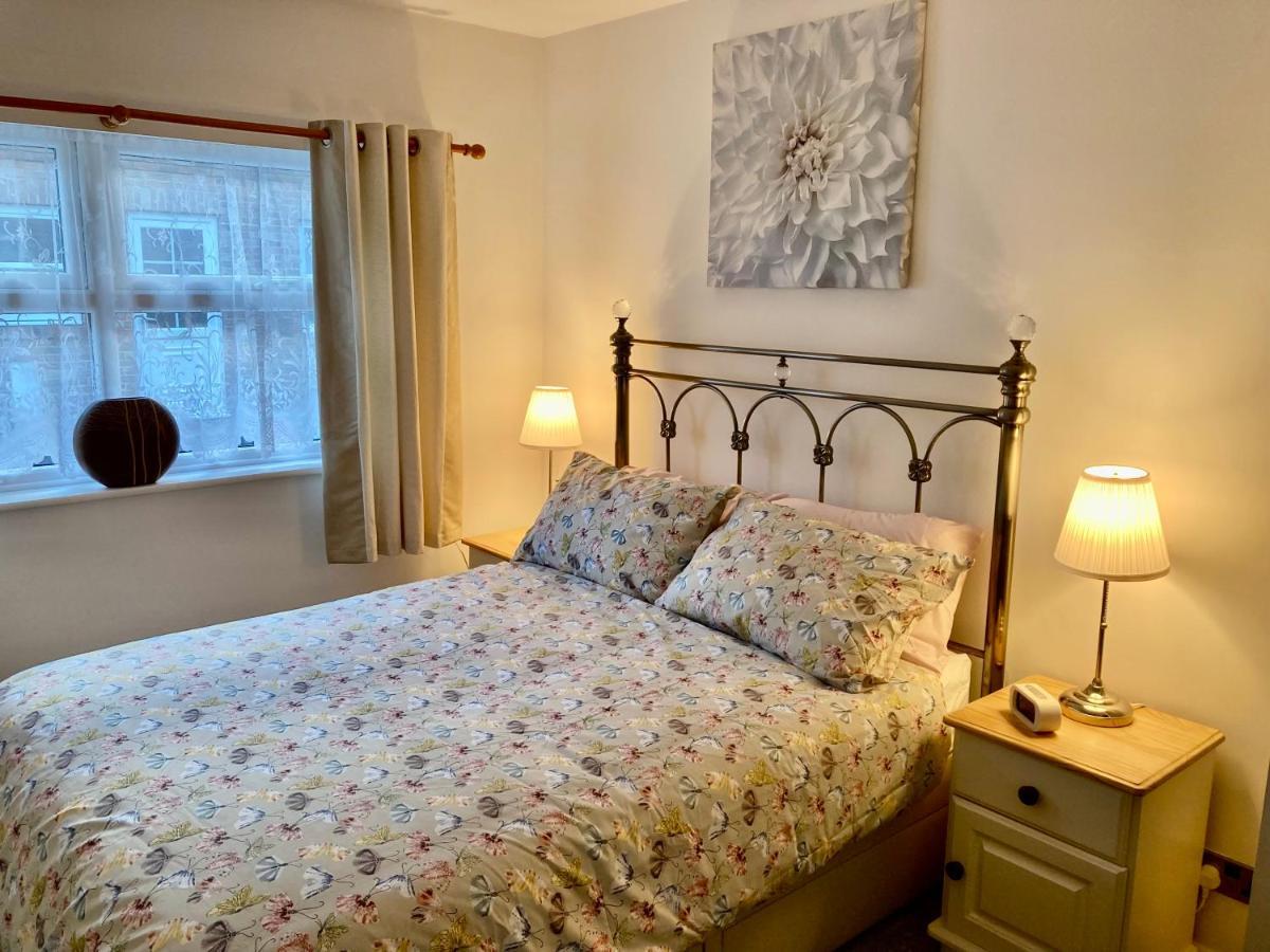 Modern 2 Bedroom Ground Floor Apartment With Parking Ripon City Centre Luaran gambar
