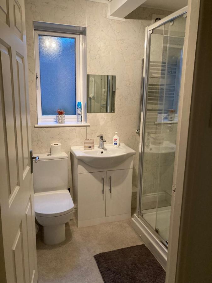 Modern 2 Bedroom Ground Floor Apartment With Parking Ripon City Centre Luaran gambar